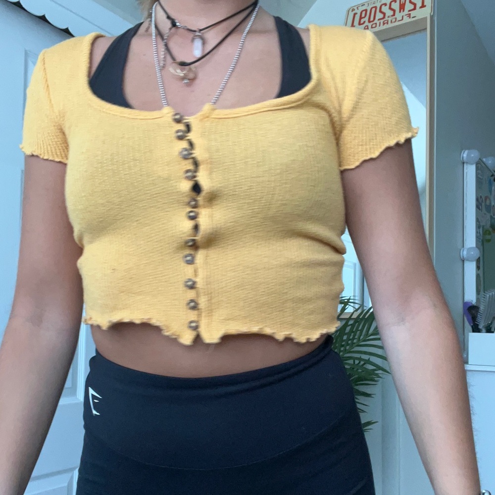 Yellow button down top - Picture 3 of 4